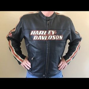 Harley Davidson men’s large leather jacket